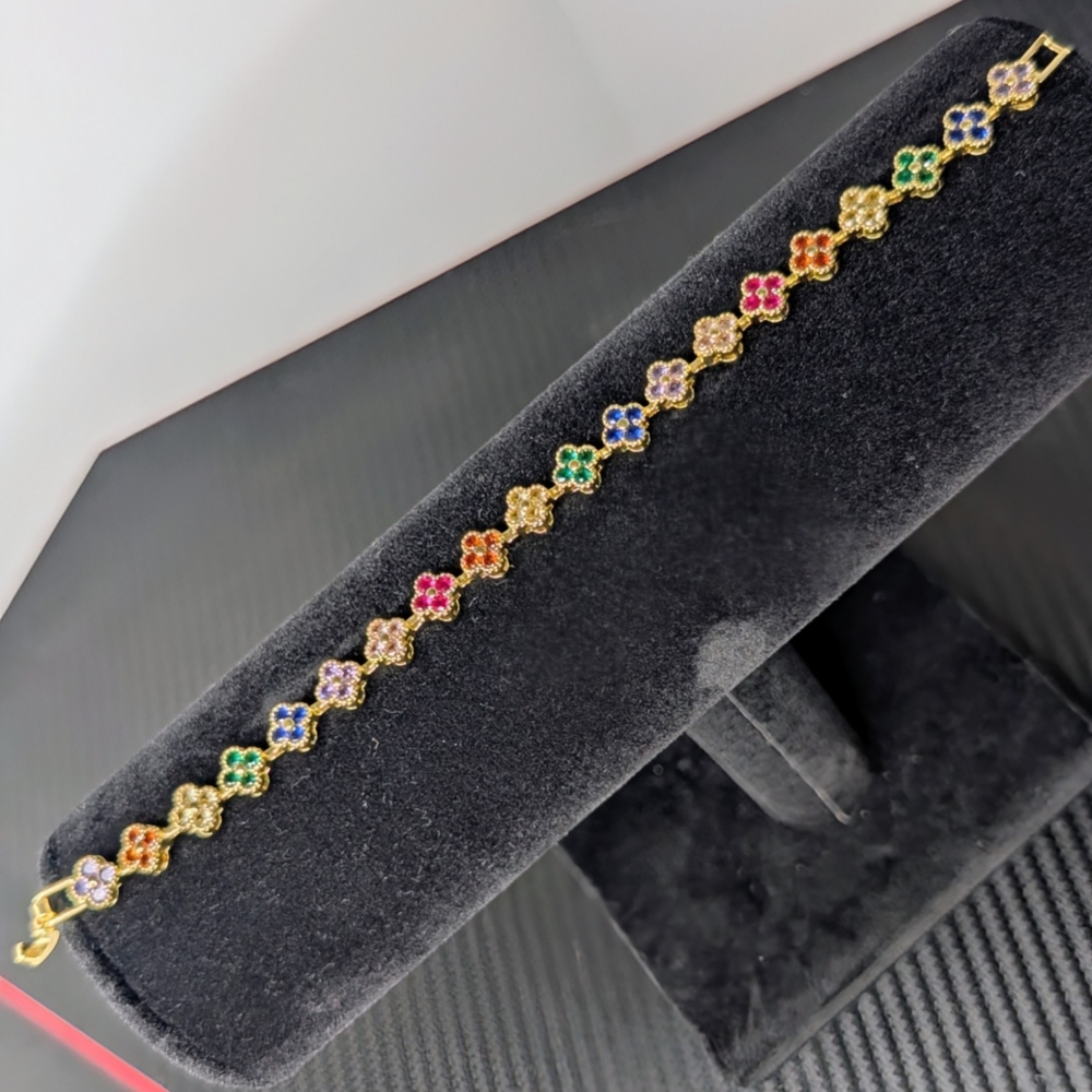 Elegant Multicolor Floral Bracelet